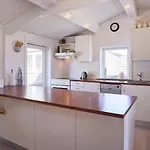 6 Person In Gilleleje-by Traum * 吉利勒杰