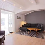 6 Person In Gilleleje-by Traum * 吉利勒杰