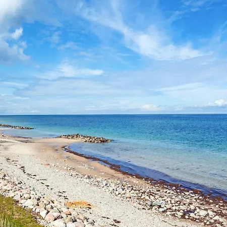 6 Person In Gilleleje-by Traum *
