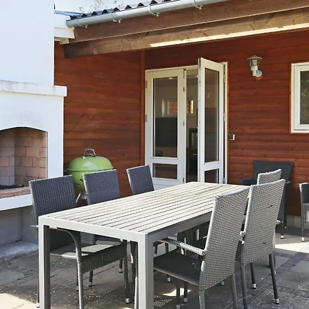 6 Person In Gilleleje-by Traum Gilleleje