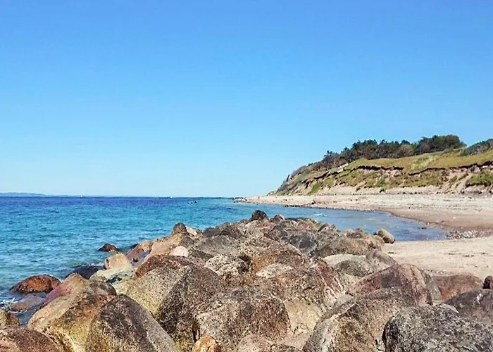 6 Person In Gilleleje-by Traum * Gilleleje